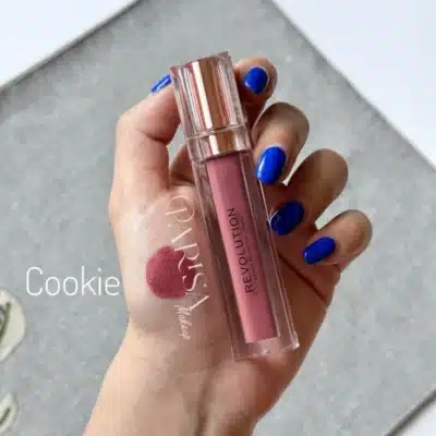 رژ لب مایع مات رولوشن Revolution کد 305 رنگ Cookie