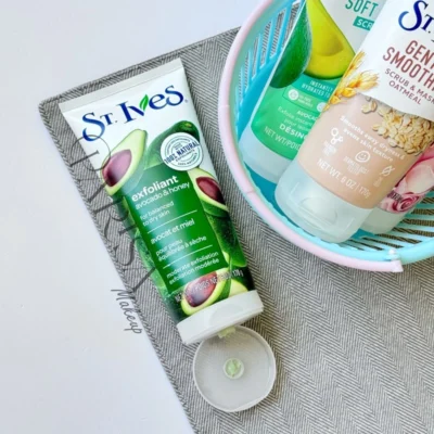 اسکراب عسل و آووکادو سنت ایوز مدل Balanced To Dry Skin(طرح جدید)