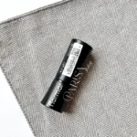 رژلب جامد مات فلورمار Flormar مدل Supermatte کد 206(رنگ Red Luxury) - Image 2