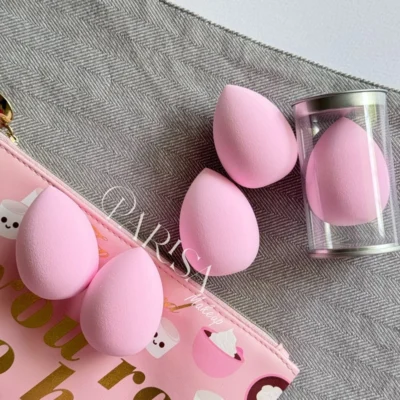 اسفنج آرایشی اشکی جعبه دار رنگ صورتی کمرنگ