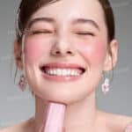 رژگونه استیکی کره ای شیگلم SHEGLAM مدل Buttery Bliss Blush Stick رنگ Rose Ritual - Image 3