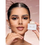 پودر فیکس شیگلم Sheglam مدل Blur In A Bottle Loose Setting Powder رنگ Translucent - Image 2