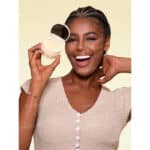 پودر فیکس دوطبقه مات و لیفت کننده پوست شیگلم Sheglam  مدل Insta-Ready Ultra-Fine Blur & Lift Setting Powder Duo رنگ Banana - Image 2