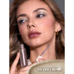 سایه مایع شاین شیگلم Sheglam مدل Airglow Eye Tint رنگ Silver Lining - Image 2