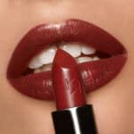 رژلب جامد براق کیکو Kiko Milano مدل Smart Fusion Lipstick کد 435 رنگ Scarlet Red - Image 2