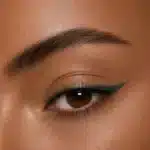 مداد چشم پیچی فارماسی Farmasi Eye Liner Pencil کد 08 رنگ Metal Green - تصویر 3