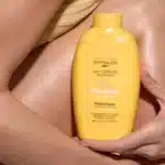 شیر بدن روشن‌ کننده و درخشان‌ کننده بایفاس Byphasse مدل Sunshine Glow Illuminating Body Milk (400 میل) - تصویر 3